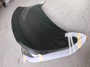 Portellone Posteriore Sostitutivo in Stile HT in Fibra di Carbonio Nera per Infiniti G37 <span class=keywords><strong>Berlina</strong></span> 4 Porte 08-13 con Fori per Telecamera e Pulsante Apertura Bagagliaio - Product Image 6