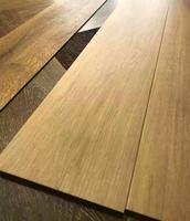 Revêtement de sol vinyle auto-adhésif LVT, pose à sec, auto-nivelant, installation par emboîtement, pour la rénovation intérieure des chambres et des salons