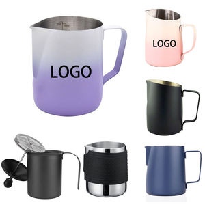 ÉCHANTILLON GRATUIT Barista en acier inoxydable 304 Tasse à mesurer Balance de cuisine Cuisson du thé <span class=keywords><strong>Pichet</strong></span> à lait de grande capacité <span class=keywords><strong>Pichet</strong></span> à lait <span class=keywords><strong>latte</strong></span> <span class=keywords><strong>art</strong></span> - Product Image 6