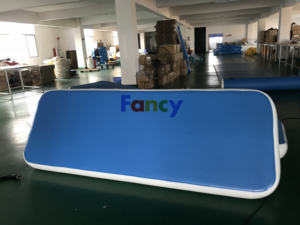 CE Air Track inflable gimnasia Mat barato <span class=keywords><strong>Airtrack</strong></span> fábrica con bomba de aire para la venta - Product Image 3