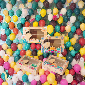 กล่องกระดาษคราฟท์รีไซเคิลแบบมีหน้าต่างใส บรรจุ 4 ชิ้น/แพ็ค สำหรับใส่ช็อกโกแลต ลูกอม คุกกี้ ของขวัญ บรรจุภัณฑ์สำหรับเทศกาลอีดและรอมฎอนมูบารัค - Product Image 3