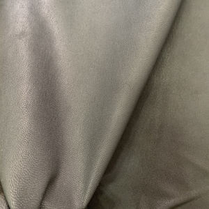 Cuir grainé de peau de mouton noir écologique pour la décoration intérieure, l'artisanat, les ceintures, les canapés, les chaussures, les escarpins, les bottes, les jupes, les costumes et les coussins - Product Image 4