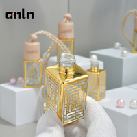 Vente en gros de flacons diffuseurs de parfum pour voiture de 10 ml, design personnalisé, avec bouchon à vis, finition mate, impression à l'écran