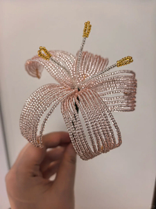 Ramo de Lirios Calla Franceses con Cuentas de Imitación de Perlas, Hecho a Mano, Recuerdo de Boda Eterno - Product Image 4