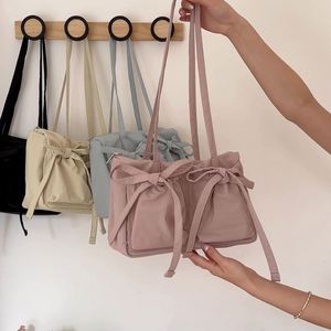 Wholesale Woman Designer Trending Oversized <b>Tote</b> Bags High Quality Nylon Shoulder Bag Women - Product Image 1
