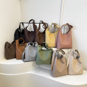 Bolso cruzado estilo coreano, estilo informal, versátil, para mujer, novedad de verano 2025, bolso tote tipo cubo de gran capacidad - Product Image 1