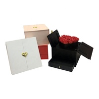 Nouvelle boîte cadeau de luxe haut de gamme créative à double ouverture avec tiroir, motif floral carré bronzé, en carton, pour roses surprise