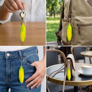 Llavero de espuma PU de maíz realista y adorable, de subida lenta, juguete antiestrés con forma de vegetal, al por mayor, para promociones con temática de granja y uso diario - Product Image 3