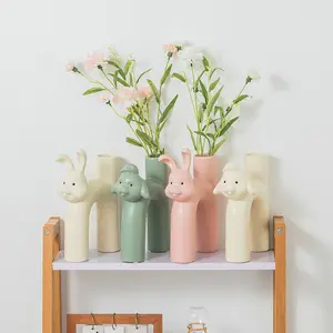 Molandi Modern Age Cute Tubular Ceramic Desktop Decoration Vase For Tabletop Use