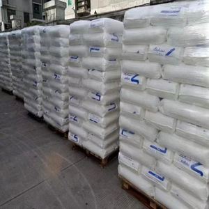 Granulés de polyéthylène haute densité PE100 pour extrusion, granulés HDPE P6006 noirs pour applications de tuyauterie - Product Image 5