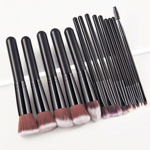 Ensemble de pinceaux de maquillage vegan professionnel OEM de 14 pièces avec manche en bois et poils synthétiques pour le visage, le correcteur et le rasoir - Product Image 6