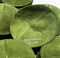 Kippa en cuir vert personnalisée avec nom et date imprimés, souvenirs de mariage pour invités, cadeaux judaïques en gros