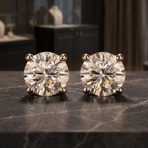 Boucles d'oreilles solitaires en or blanc 14 carats avec diamant taille brillant, finition miroir, bijoux de luxe, cadeau - Product Image 2