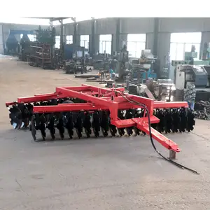 Leichter hydraulischer Hochleistungs-Offset traktor Land maschinen Pflug maschine Scheiben egge landwirtschaft liches Gerät