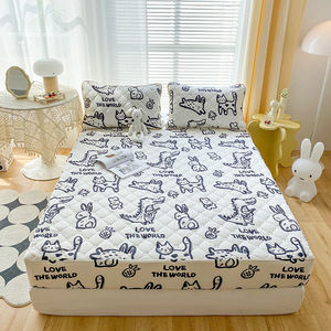 Couvre-matelas en tissu brossé hypoallergénique Ultra doux et respirant avec doublure imperméable pour lit - Product Image 2