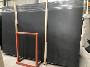 Dalle de marbre noir doré de Californie avec veines dorées audacieuses, effet noir spectaculaire, pour mur d'accentuation intérieur de luxe OEM - Product Image 2