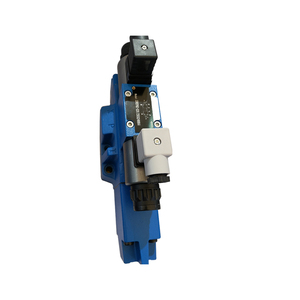 วาล์วควบคุมความปลอดภัยแบบสัดส่วนไฮดรอลิก Rexroth 4WREE6 EA16-2X/G24K31/F1V รุ่น R900973289 สำหรับน้ำมันอุณหภูมิสูง ใช้งานทั่วไป - Product Image 3