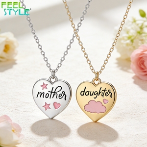 Collar Personalizado para el Dí<span class=keywords><strong>a</strong></span> <span class=keywords><strong>de</strong></span> la <span class=keywords><strong>Madre</strong></span>, Chapado en Oro Grueso PVD, Acero Inoxidable 316L, Colgante <span class=keywords><strong>de</strong></span> Corazón con Letras Esmaltadas <span class=keywords><strong>de</strong></span> <span class=keywords><strong>Madre</strong></span> e <span class=keywords><strong>Hija</strong></span> - Product Image 4