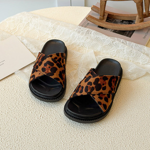 Sandali Estivi Nuovi 2026 per Bambine Stile Coreano con Stampa Leopardata/Zebra, Ciabatte Slip-On con Suola in Tendine di Manzo - Product Image 2