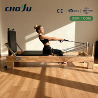 Machine de Pilates Reformer en bois de chêne commercial avec Jump Board, portable, pour usage en studio de santé et d'entraînement, EN ISO 20957, OEM ODM, logo personnalisé