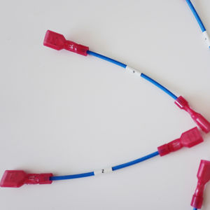 Evrensel araba salyangoz tel boynuz terminali PTFE PVC naylon kauçuk yalıtım malzemeleri ile ithal elektronik konnektör fiş - Product Image 2