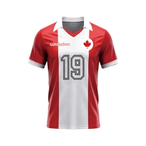 Kits de survêtements rétro personnalisés par sublimation - Maillot de football respirant 100 % polyester pour adultes et clubs F05 - Product Image 1