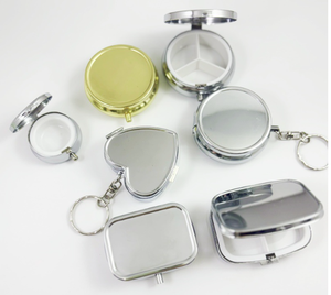 Estuche para Pastillas Personalizado de Aleación de Zinc Chapado en Oro con Decoración de Diamantes de Imitación, Caja Metálica Rectangular de Moda para Pastillas o Dulces - Product Image 4