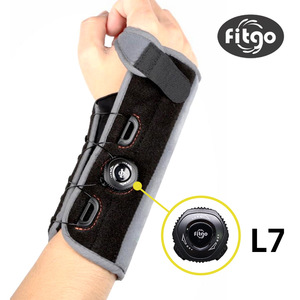 อุปกรณ์พยุงเข่า Fitgo L7 แบบปรับได้ ช่วยพยุงข้อต่อและป้องกันการบาดเจ็บ เหมาะสำหรับการฟื้นฟูอาการบาดเจ็บที่เข่าและการป้องกันการบาดเจ็บจากการเล่นกีฬา - Product Image 2
