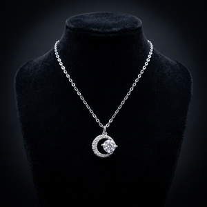 Joyería fina personalizada de plata 925 con forma de luna, moissanita D VVS1, joyería minimalista de moda, colgante de compromiso, collar para regalo. - Product Image 5