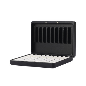 Caja de Almacenamiento de Cigarrillos Magnética a Prueba de Humedad de Aleación de Aluminio con Logotipo Personalizado IQO, Diseño Moderno y Simple, Fácil de Transportar - Product Image 3