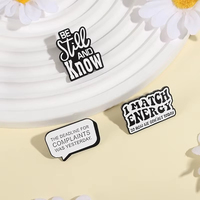 La date limite pour les plaintes s'est produite hier. Épingles en émail, broches et badges de revers sur le thème 'I Match Energy so How We Gon'act Today', bijoux et cadeaux.