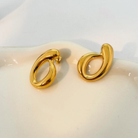 Boucles d'oreilles plaqué or en acier inoxydable joyas de acero inoxidable al por mayor Boucles d'oreilles creuses profilées de forme irrégulière