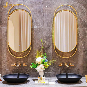 Espejo de Pared Moderno C414 de Acero Inoxidable de Lujo con Acabado en Latón Antiguo, Espejo Decorativo con Marco Dorado e Iluminación LED para Baño - Product Image 3