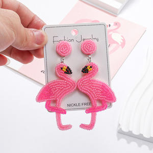 ต่างหูรูปสัตว์สไตล์โบฮีเมียนคลาสสิกแบบใหม่2025ต่างหูนกฟลามิงโกสานด้วยมือสไตล์เขตร้อนพร้อมส่ง - Product Image 4