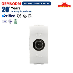 Prise murale TV standard italienne <span class=keywords><strong>blanche</strong></span> à borne mâle, module de connecteur à clé fonctionnelle, vente directe en chaîne d'approvisionnement - Product Image 1