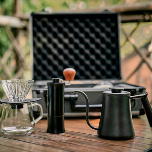 Juego de café de goteo manual Hand Blunt Suit con molinillo y hervidor, edición para viajes al aire libre - Product Image 3