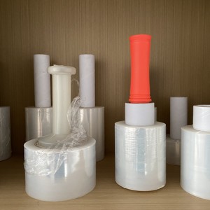 Impacchettamento <span class=keywords><strong>Film</strong></span> <span class=keywords><strong>estensibile</strong></span> che ha due lati estesa nucleo di carta come manico e comodo da usare - Product Image 5