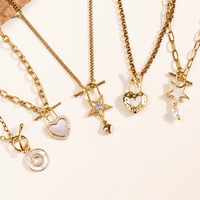 Collier avec pendentif en cristal, acier inoxydable, plaqué or 18 carats, étoile, cœur, fermoir OT, vintage, unisexe