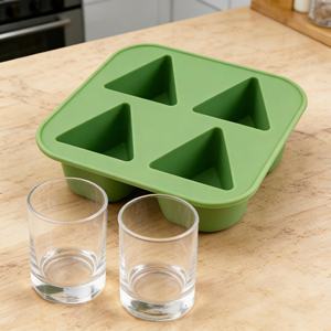 Moule à glaçons en silicone alimentaire à 4 cavités, réutilisable et écologique, pour gobelets et tasses - Vente en gros - Product Image 3