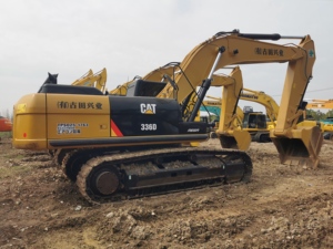 Excavatrices CAT 336 d'occasion de 36 tonnes, fabrication japonaise, bon état, design d'origine, excavatrice CAT 336D japonaise d'occasion à vendre - Product Image 3