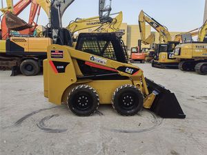Export Dedicated CAT226B Skid Steer Loader, Compact Size Flexible Turning, Indoor Garden Equipment Low Fuel Consumption. - Product Image 1