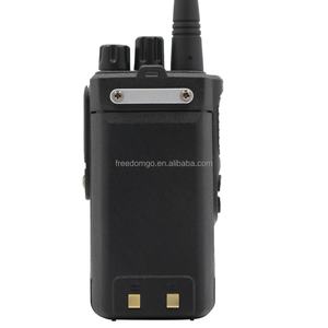 Transceptor FM Profesional Analógico UHF Mytetra MYT-DM301, Walkie Talkie de Largo Alcance, Carga USB, Resistencia al Agua IPX-1, 2000mAh - Product Image 3