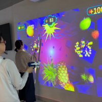 Système de jeu de tir mural intérieur avec pistolets laser infrarouges alimentés par batterie et effets sonores et lumineux
