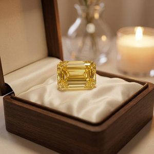 Diamante Cultivado en Laboratorio, Corte Esmeralda, Color Amarillo Intenso, Certificado por IGI, para la Elaboración de Anillos Personalizados - Product Image 4
