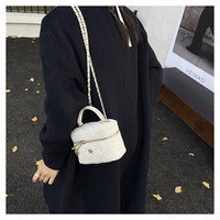 Sac à main élégant en forme de camélia, classique matelassé losanges, avec chaînes et pendentif fleur, sac à bandoulière de luxe, catalogue de sacs de mode pour femmes