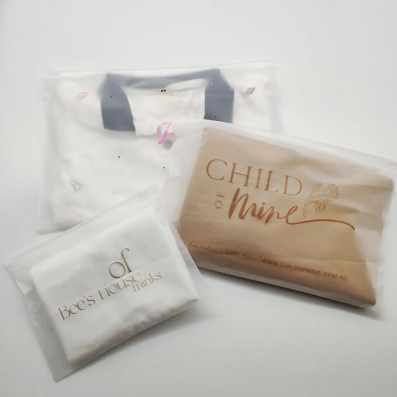 Многоразовые индивидуальные прозрачные упаковочные пакеты с замком Zip Lock, матовая молния для одежды, сумка на молнии для одежды
