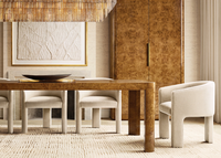 Fauteuil de salle à manger INNES contemporain en bois massif avec dossier fermé et revêtement en tissu, idéal pour salon, hôtel, restaurant et banquets