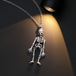 Kalung Pria Halloween Logam Emas, Liontin Tengkorak Tulang Manusia Utuh dengan Rantai Halus, Perhiasan Hadiah - Product Image 4