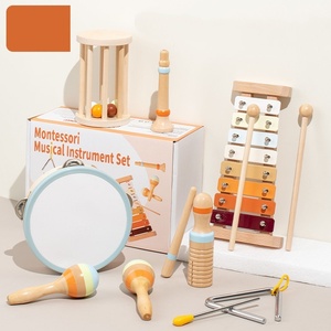 Ensemble d'instruments de musique en bois colorés en gros – Jouets en bois : Xylophone, Tambourin, Maracas, Hochet, Triangle – Lot de 7 pièces - Product Image 3