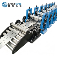 Machine de profilage à froid sur mesure pour la fabrication de profilés en C larges et ajustables pour la construction de colonnes en acier